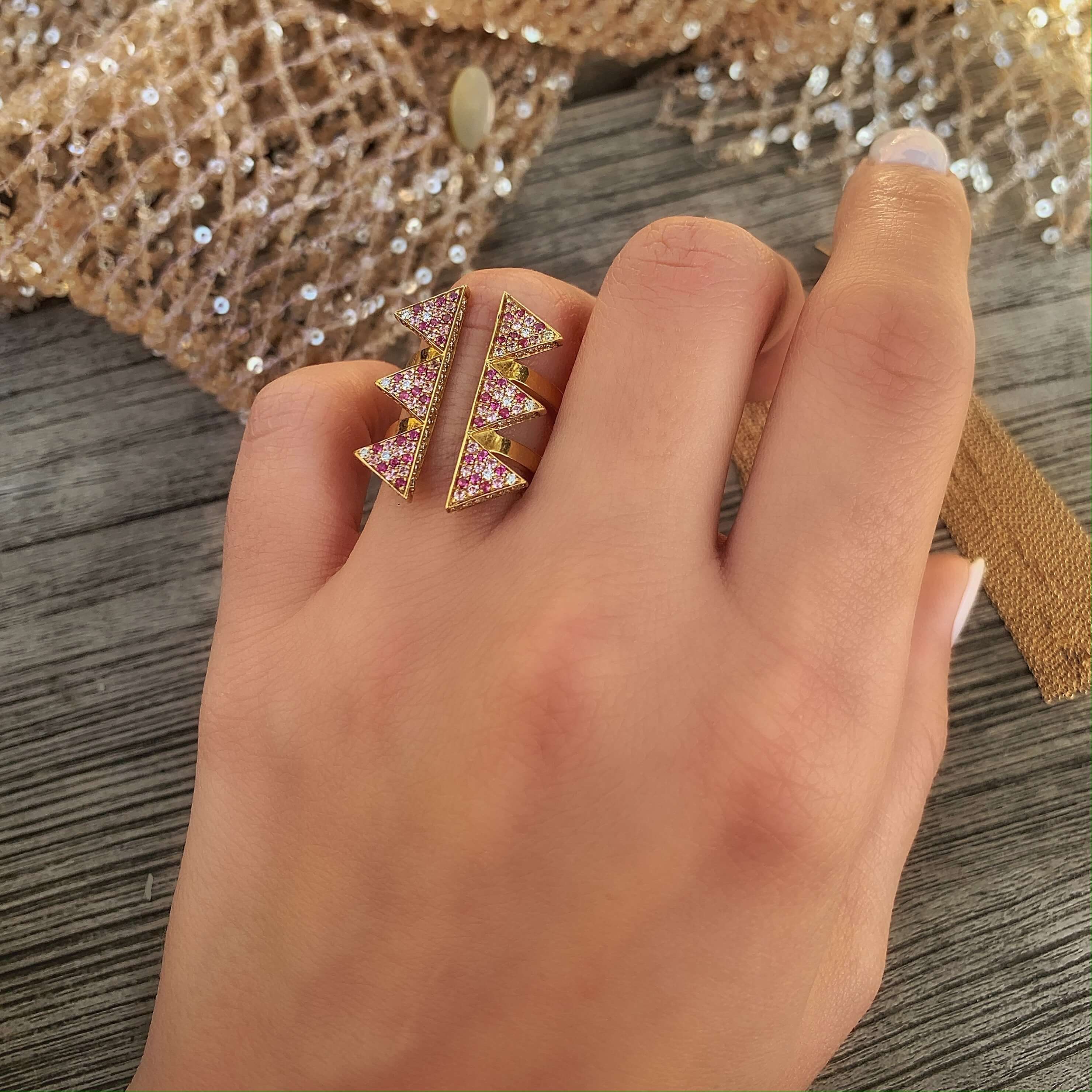 hollow ring gold